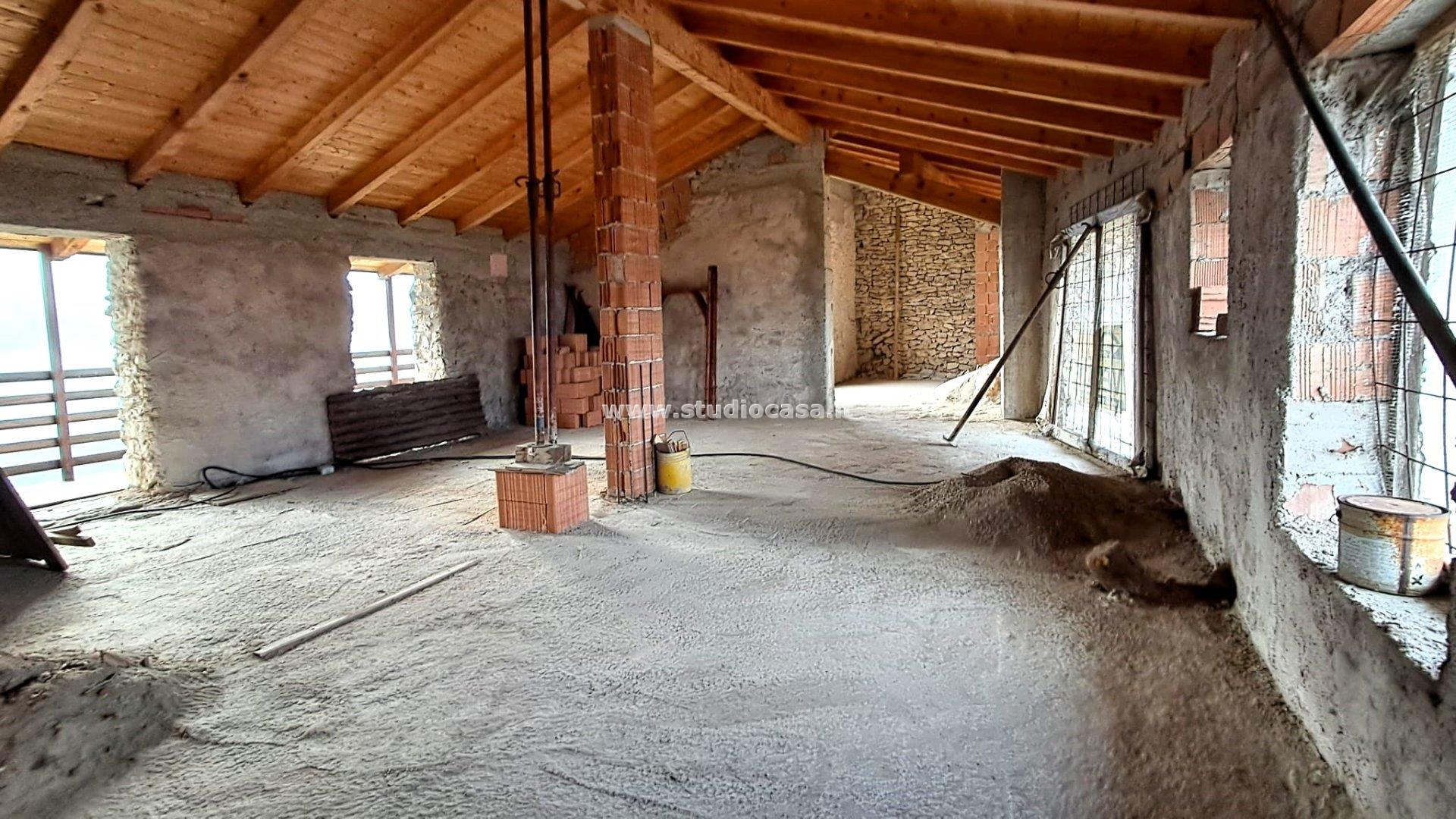 Casa Unifamiliare in vendita a Brentonico