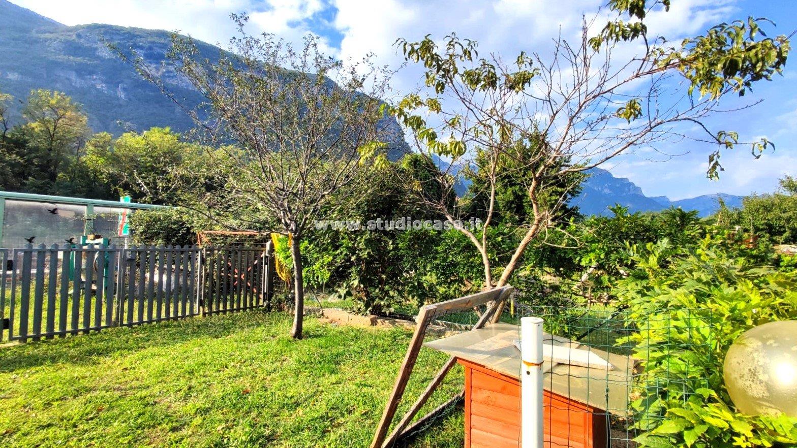 Villa a schiera in vendita a Brentino Belluno