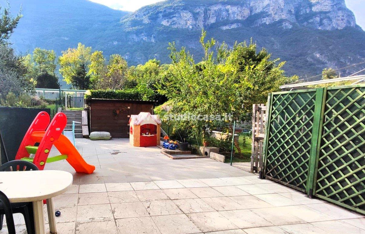 Villa a schiera in vendita a Brentino Belluno