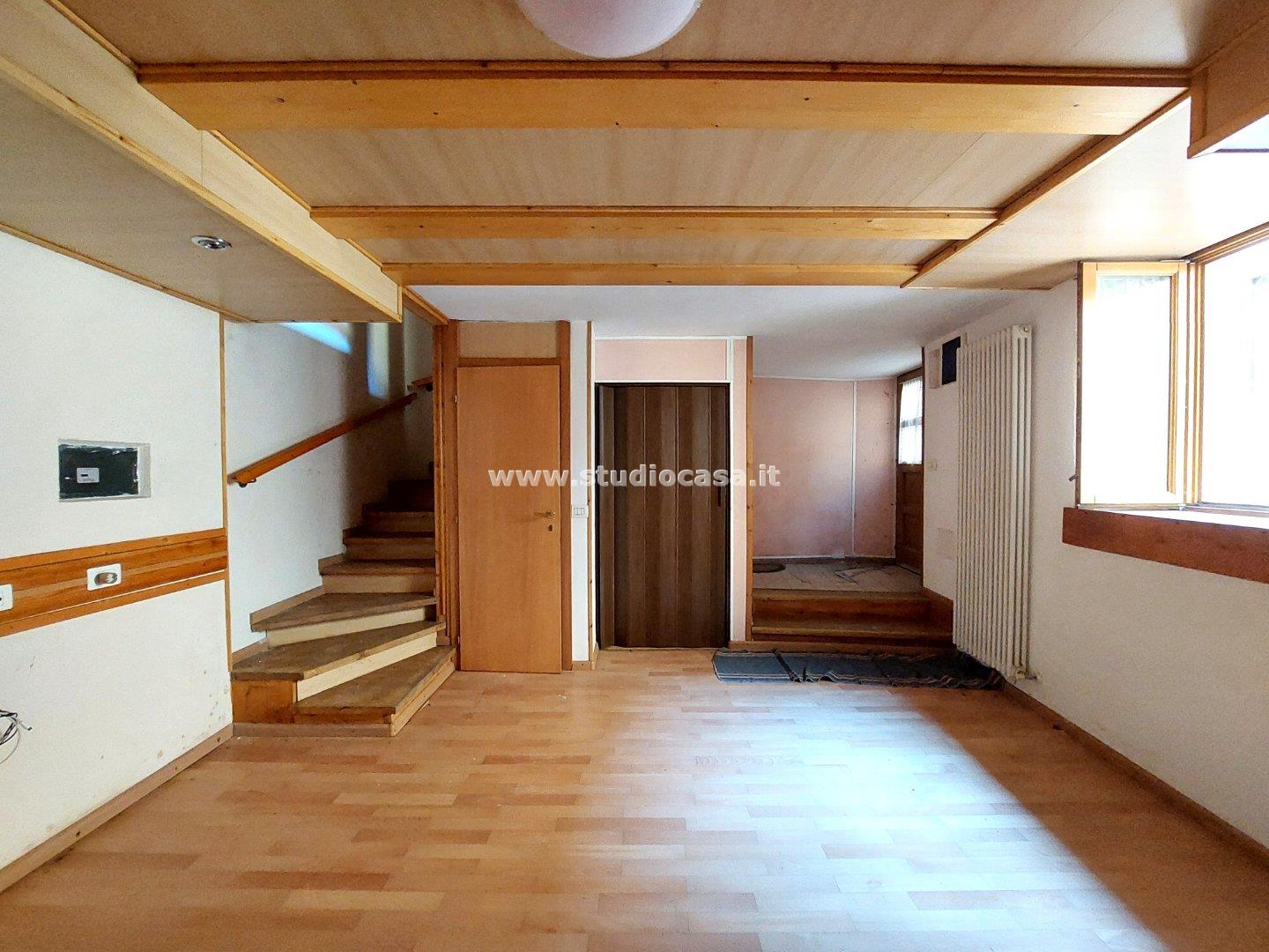Casa Unifamiliare in vendita a Ala
