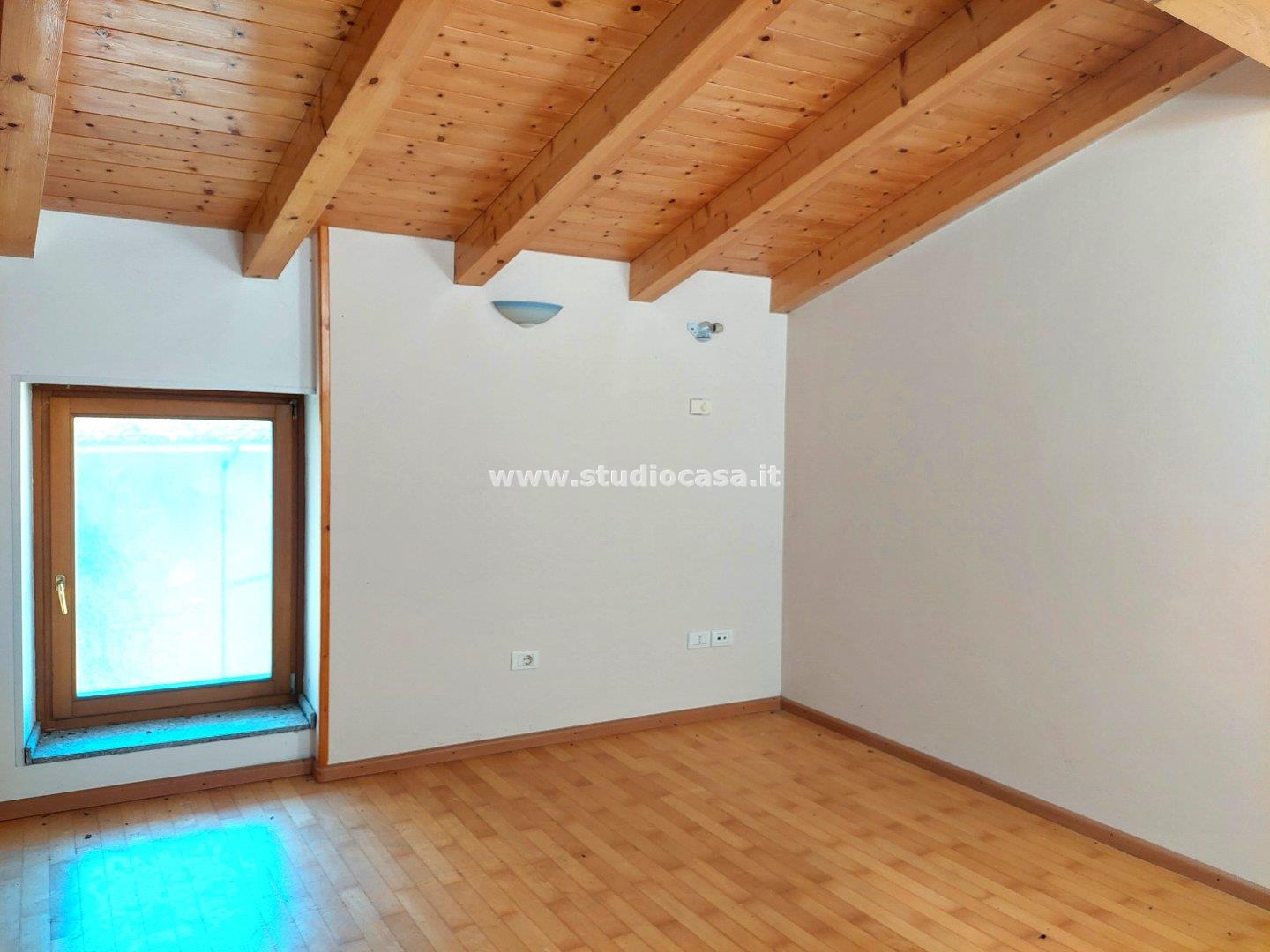 Casa Unifamiliare in vendita a Ala