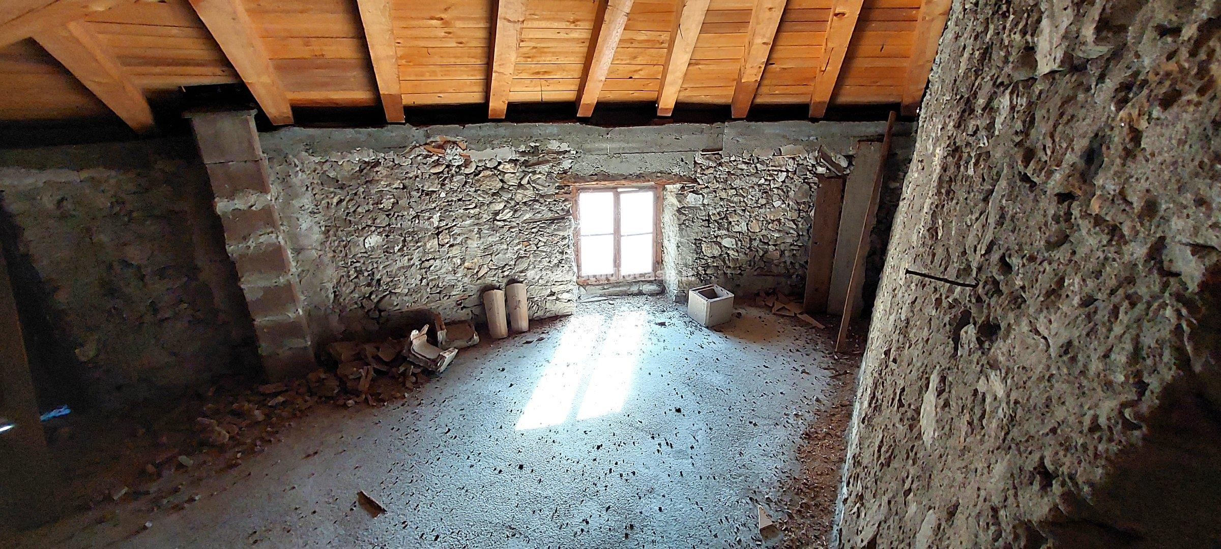 Casa Plurifamiliare in vendita a Ala