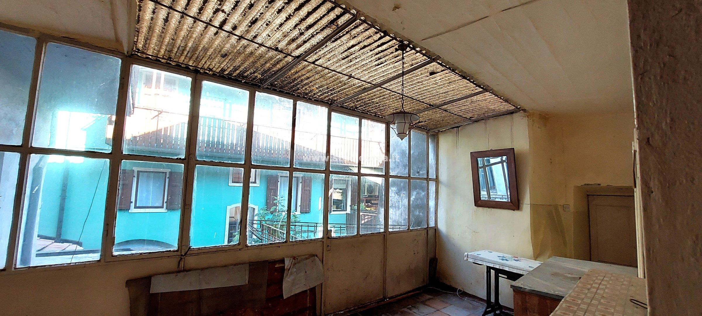 Casa Plurifamiliare in vendita a Ala