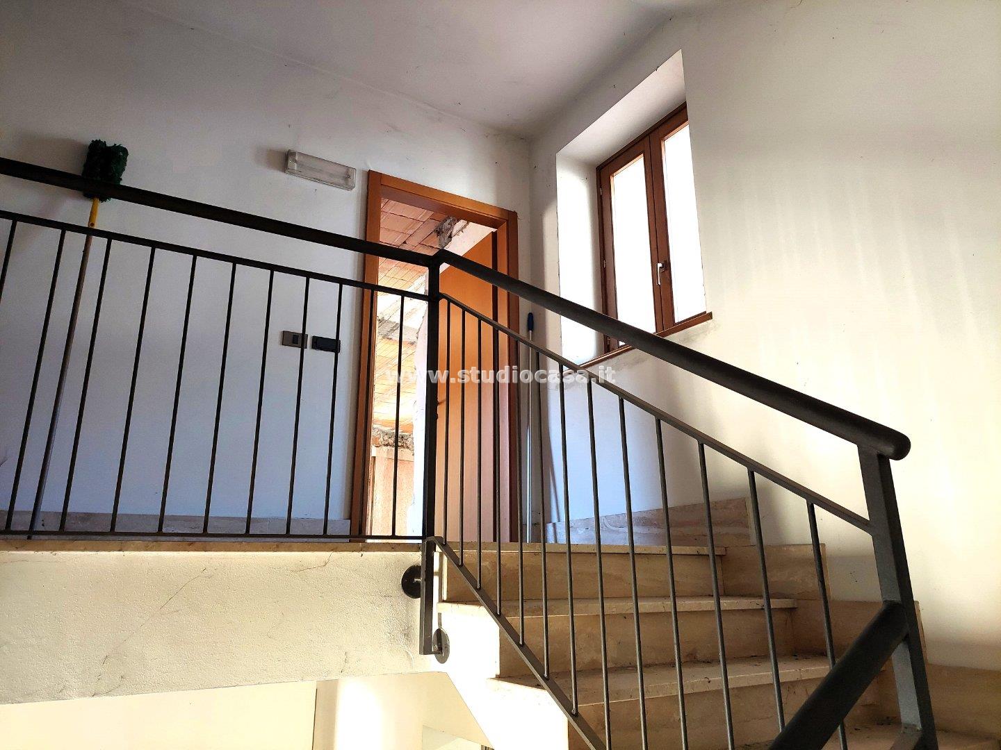 Casa Plurifamiliare in vendita a Ala