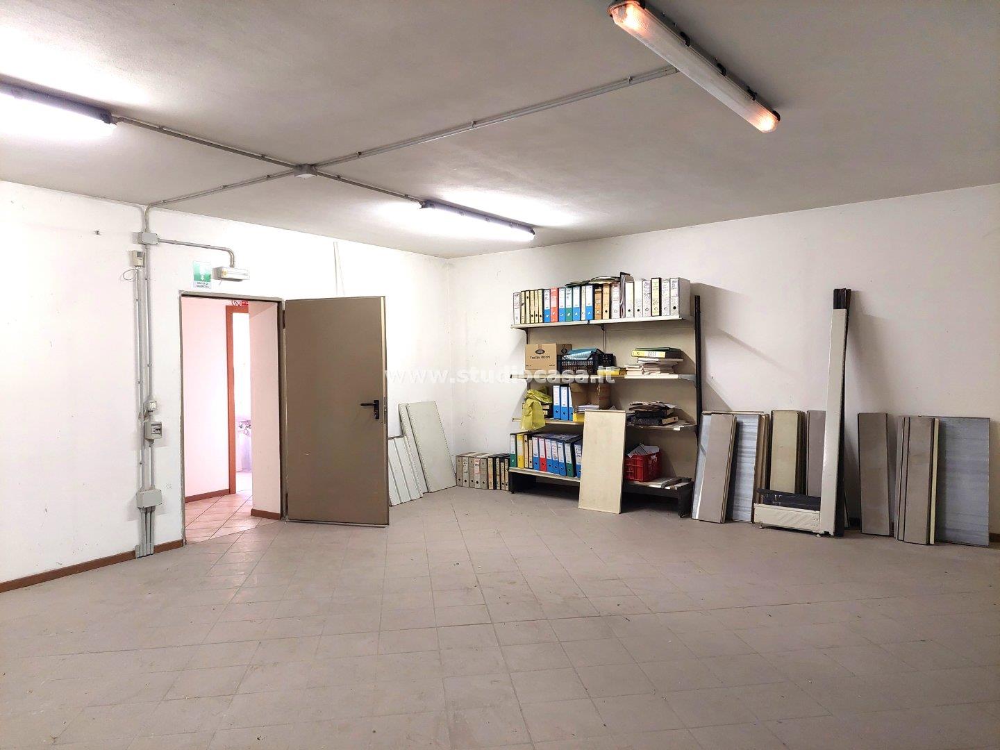 Casa Plurifamiliare in vendita a Ala