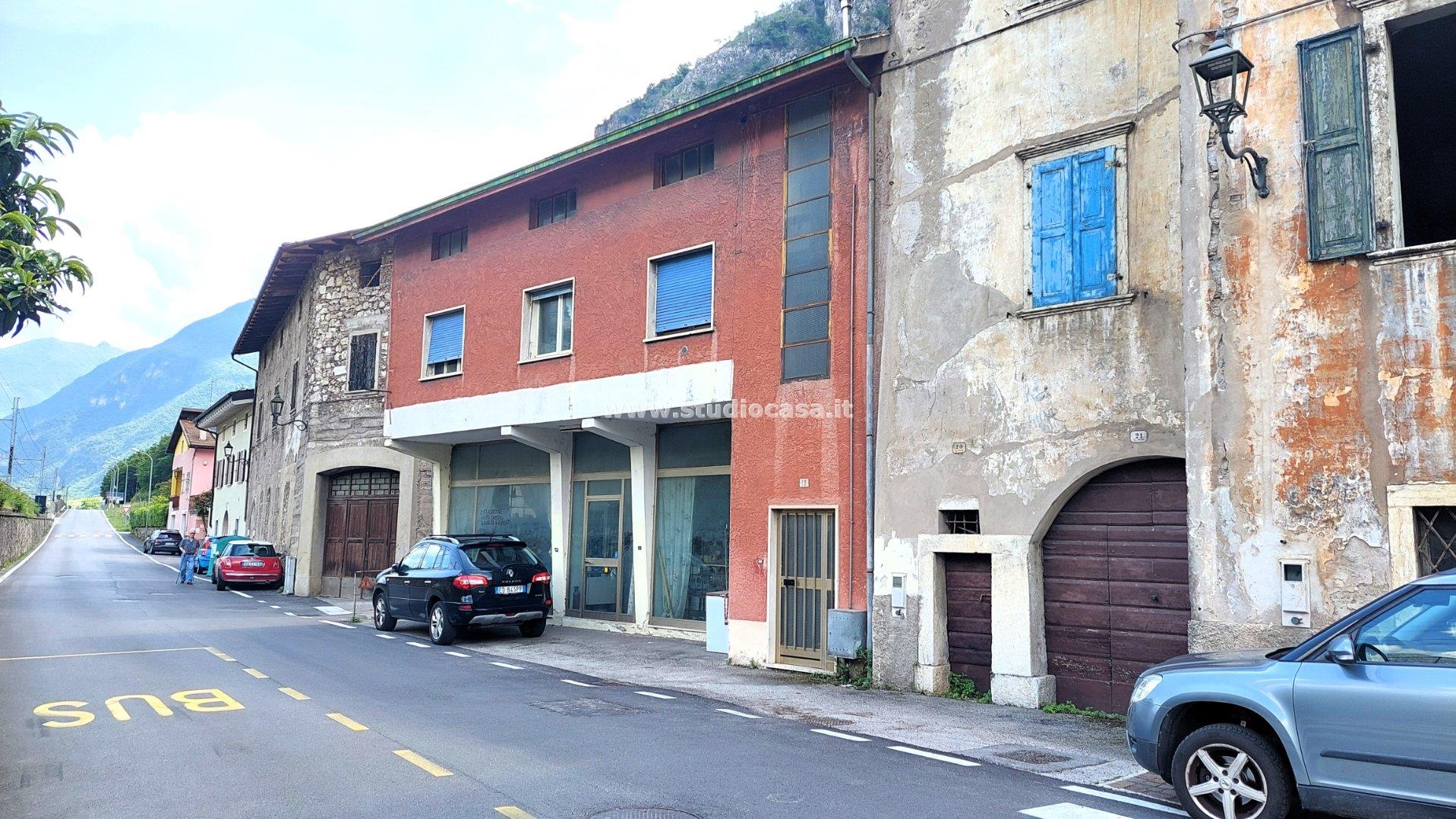 Casa Unifamiliare in vendita a Avio