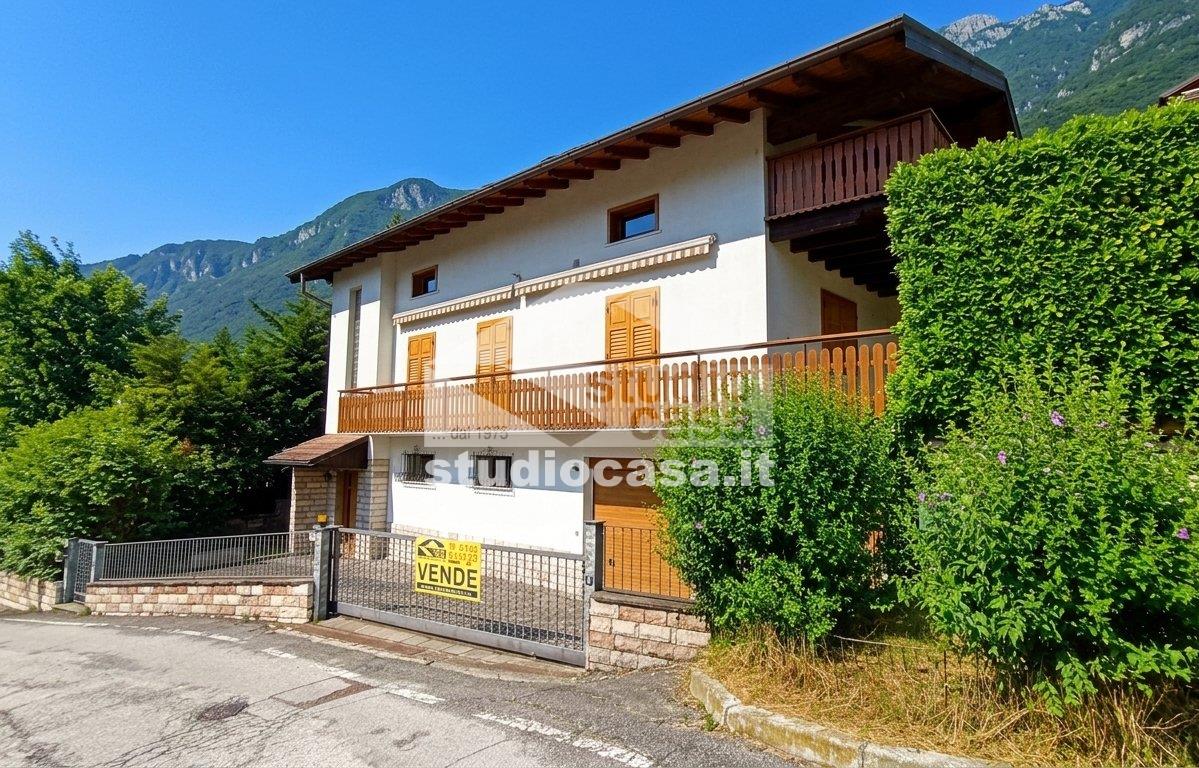 Villa Bifamiliare in vendita a Trento