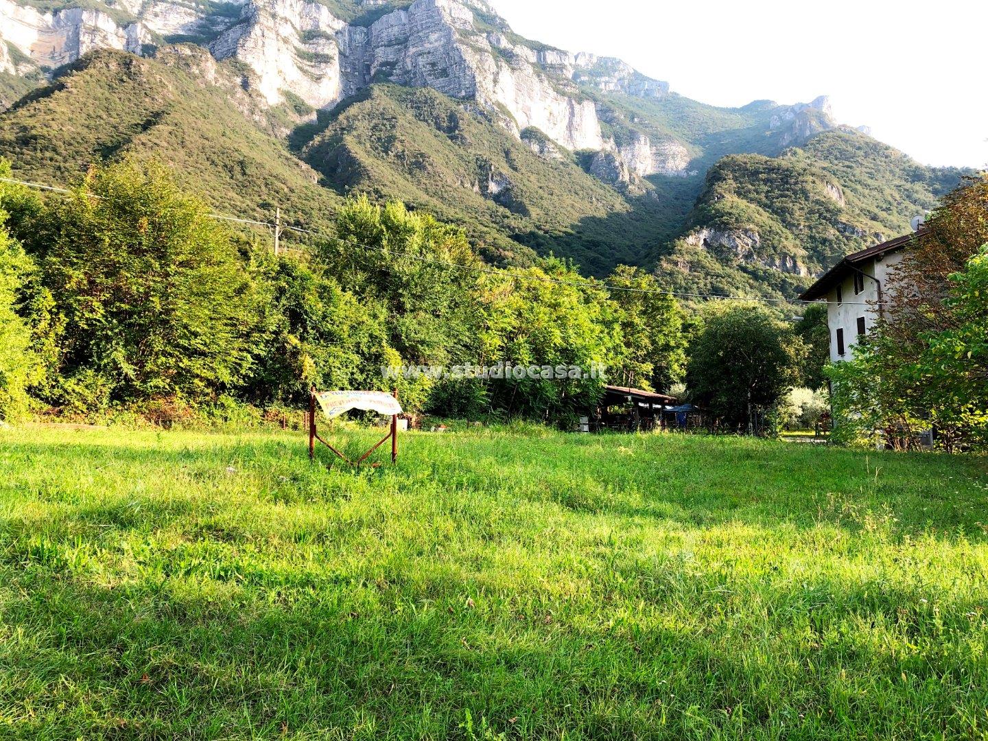 Terreno Residenziale in vendita a Avio