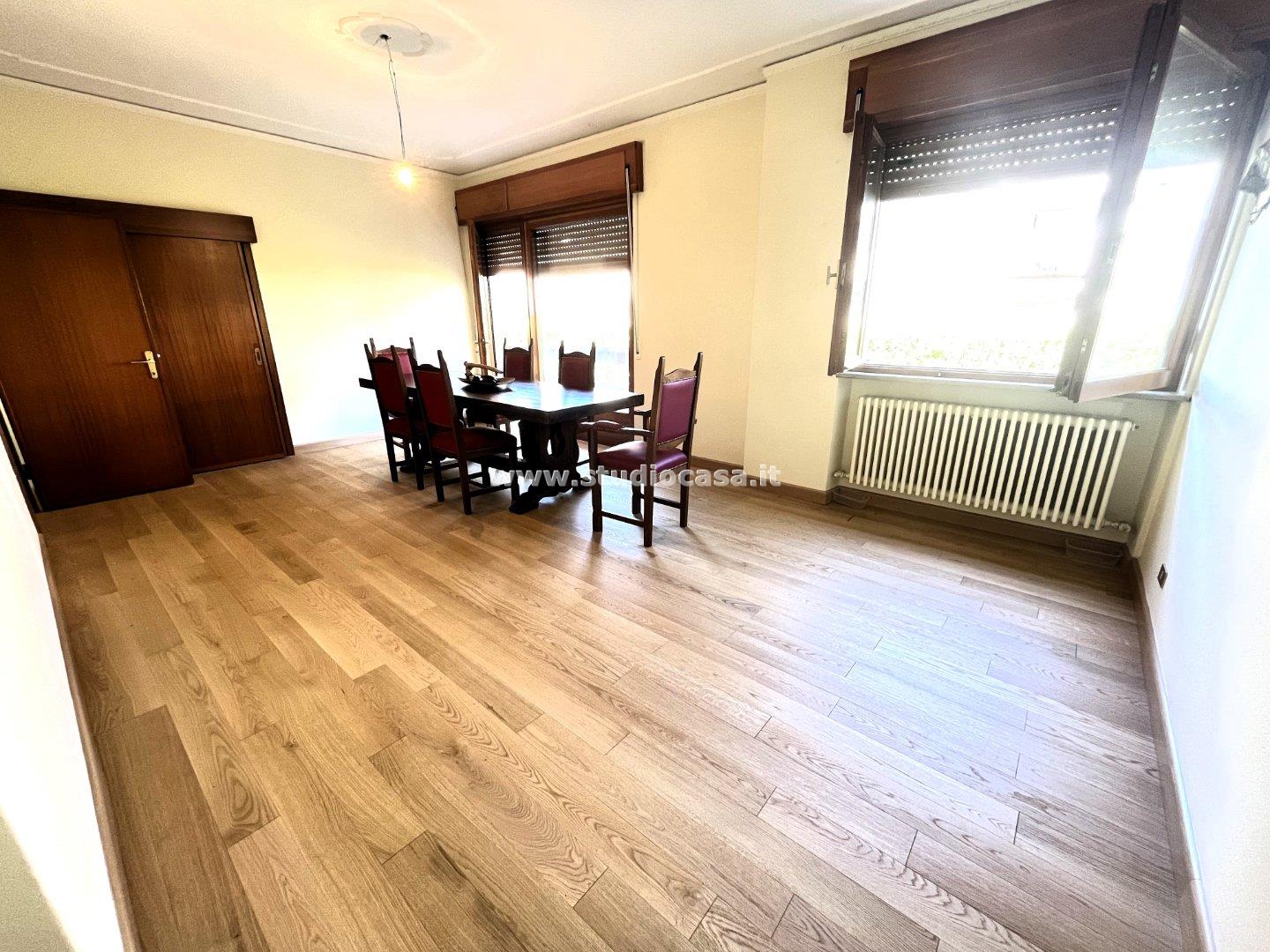 Villa Bifamiliare in vendita a Ala