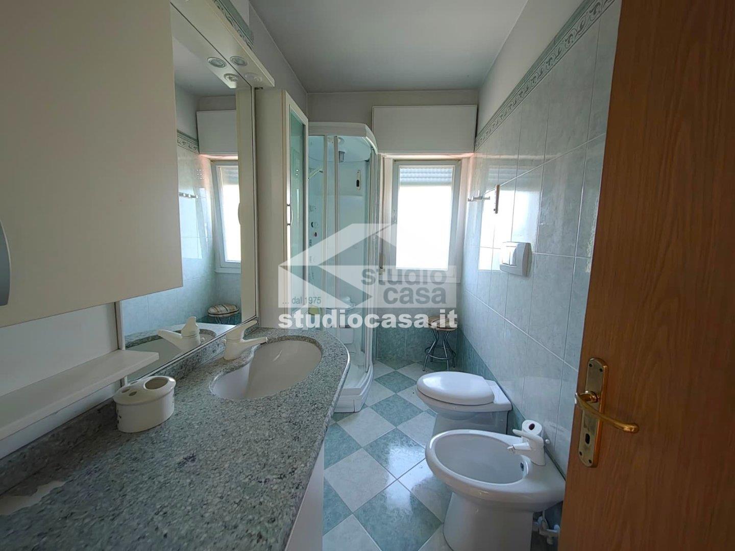 Villa Plurifamiliare in vendita a Brentonico