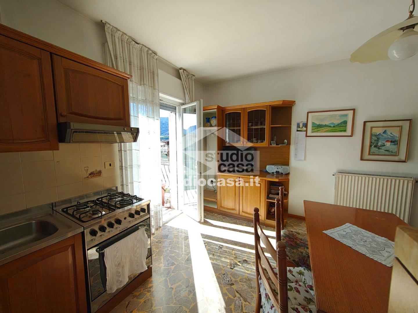 Villa Plurifamiliare in vendita a Brentonico