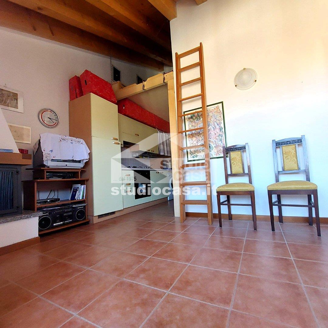 Appartamento in vendita a Brentonico