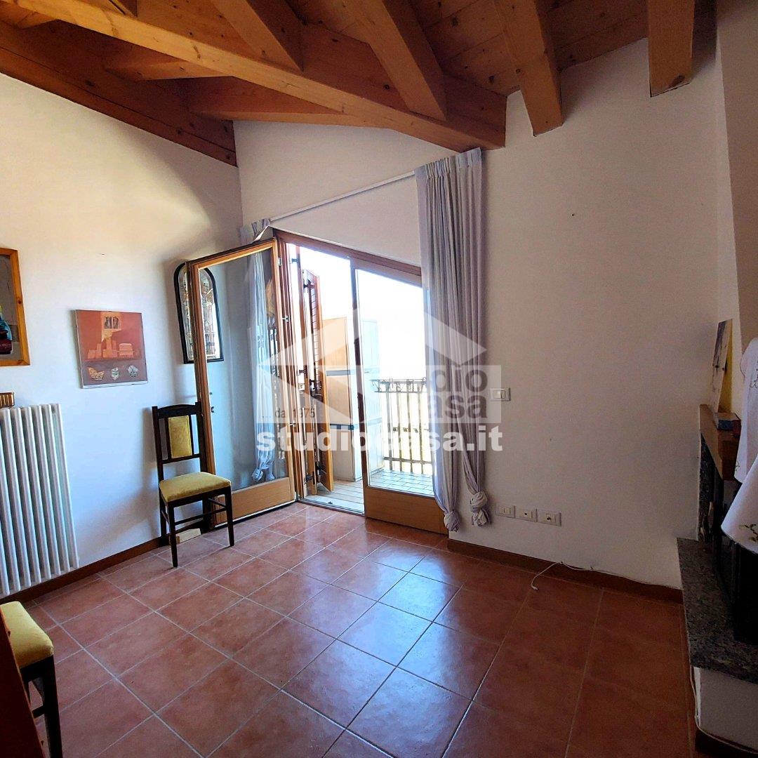 Appartamento in vendita a Brentonico