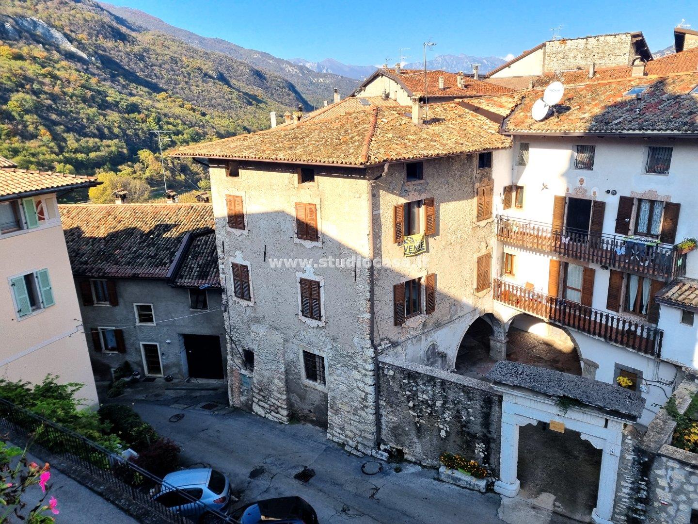Casa Bifamiliare in vendita a Brentonico
