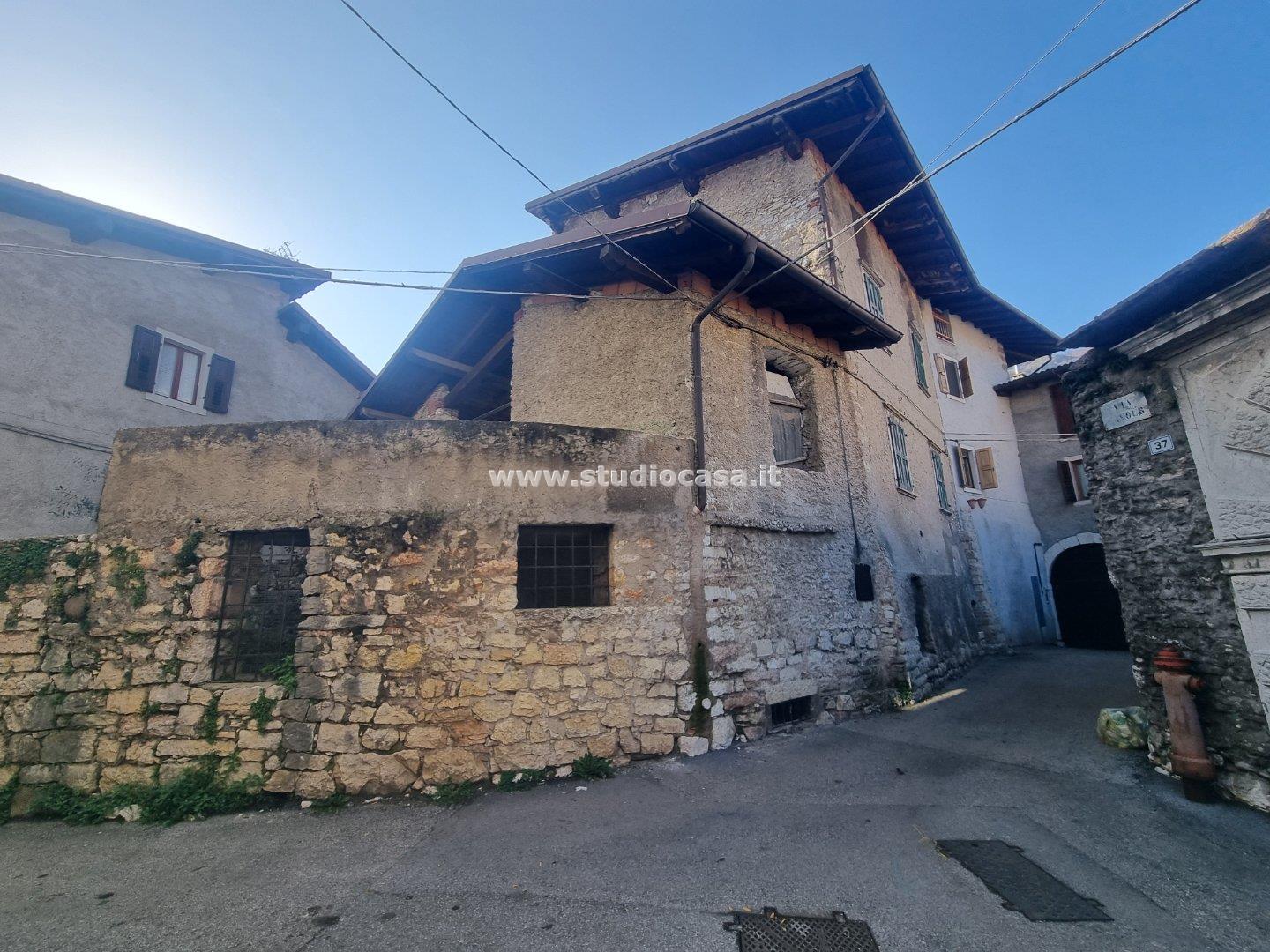 Casa Unifamiliare in vendita a Brentonico