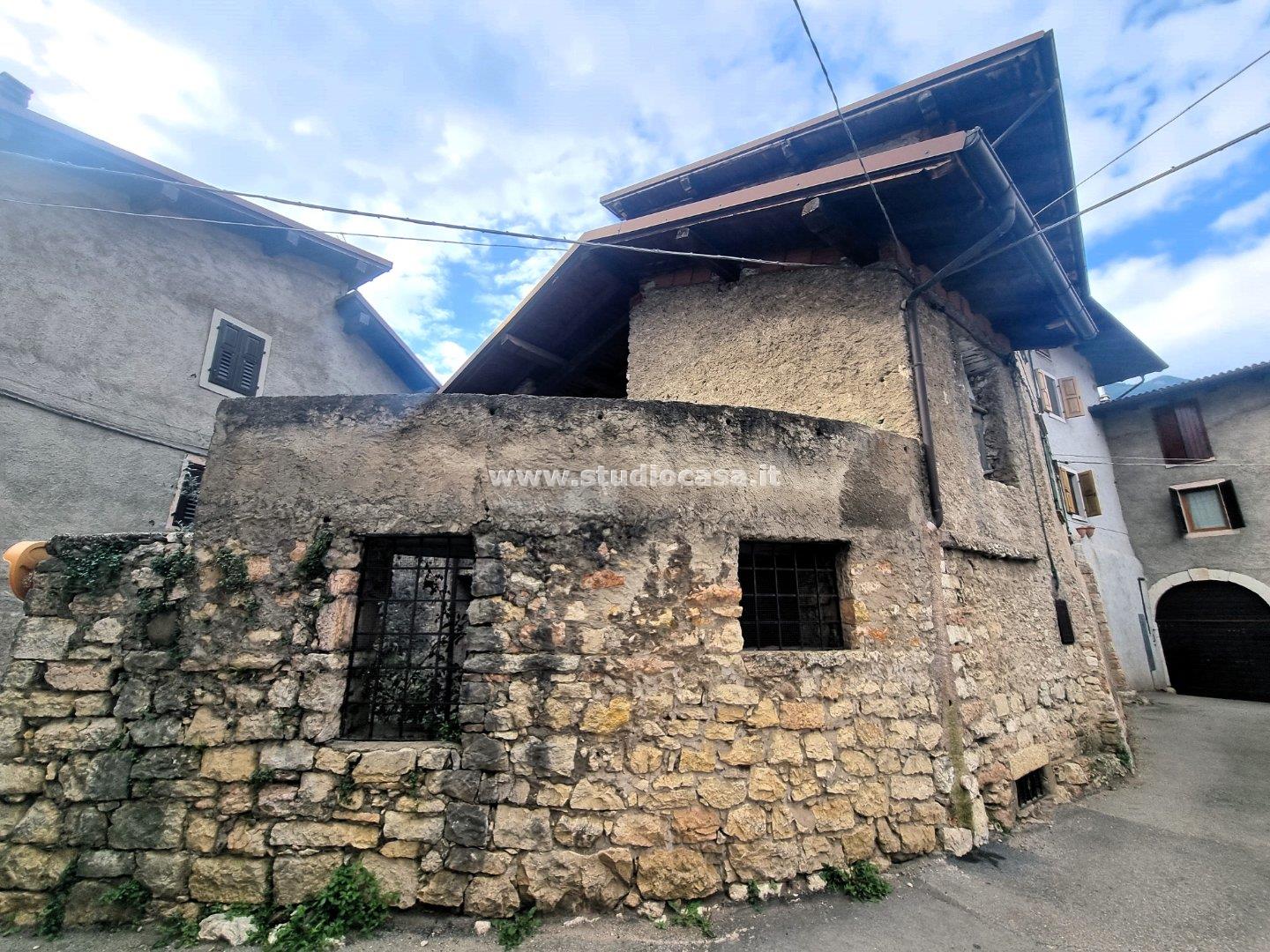 Casa Unifamiliare in vendita a Brentonico