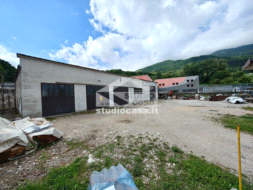 Magazzino in vendita a Brentonico