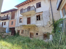 Casa Unifamiliare in vendita a Ronzo-Chienis