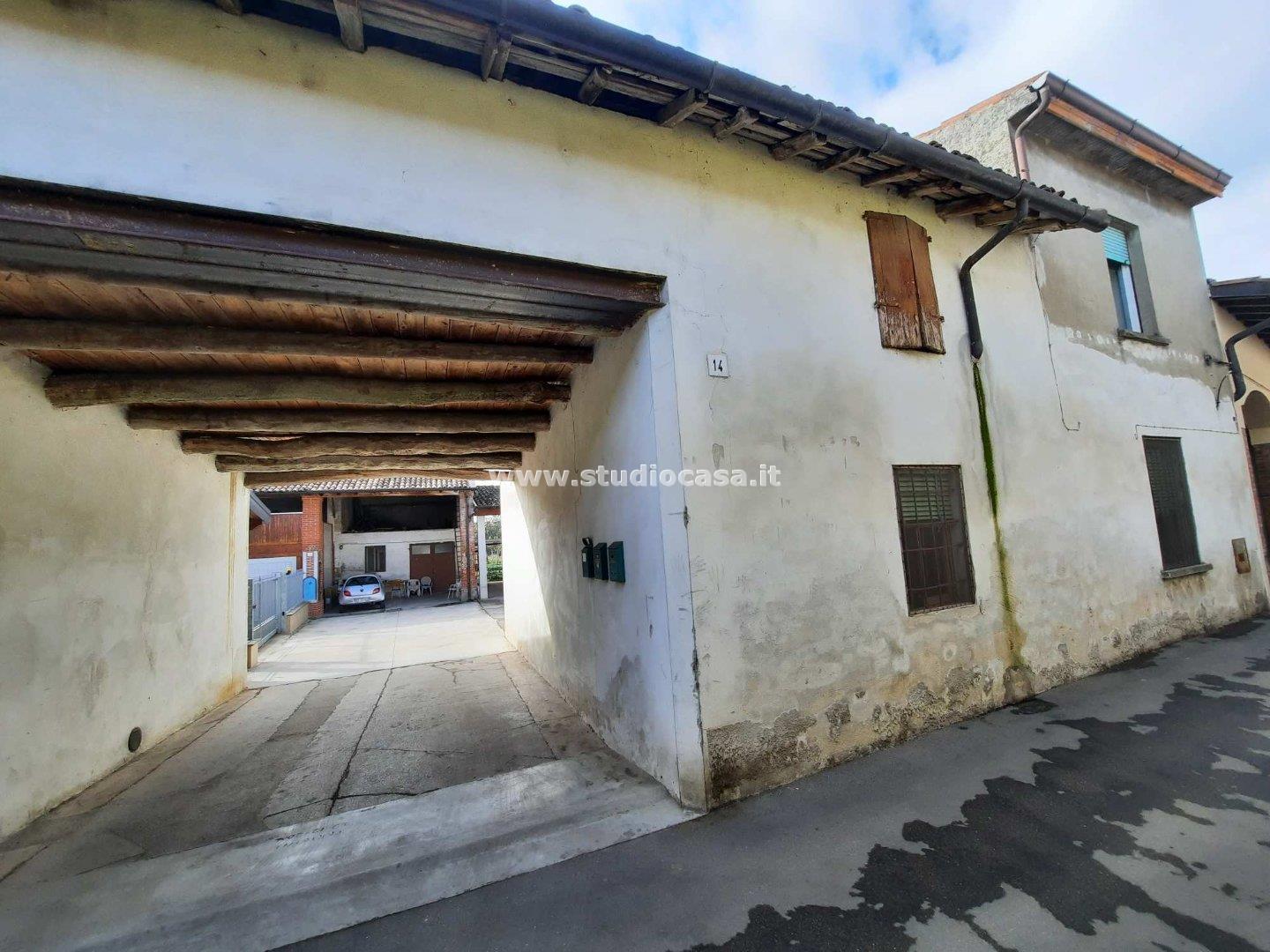 Casa Bifamiliare in vendita a Casalmorano