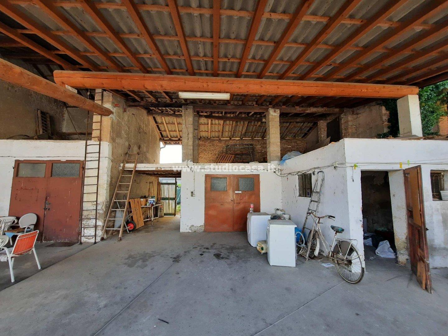 Casa Bifamiliare in vendita a Casalmorano