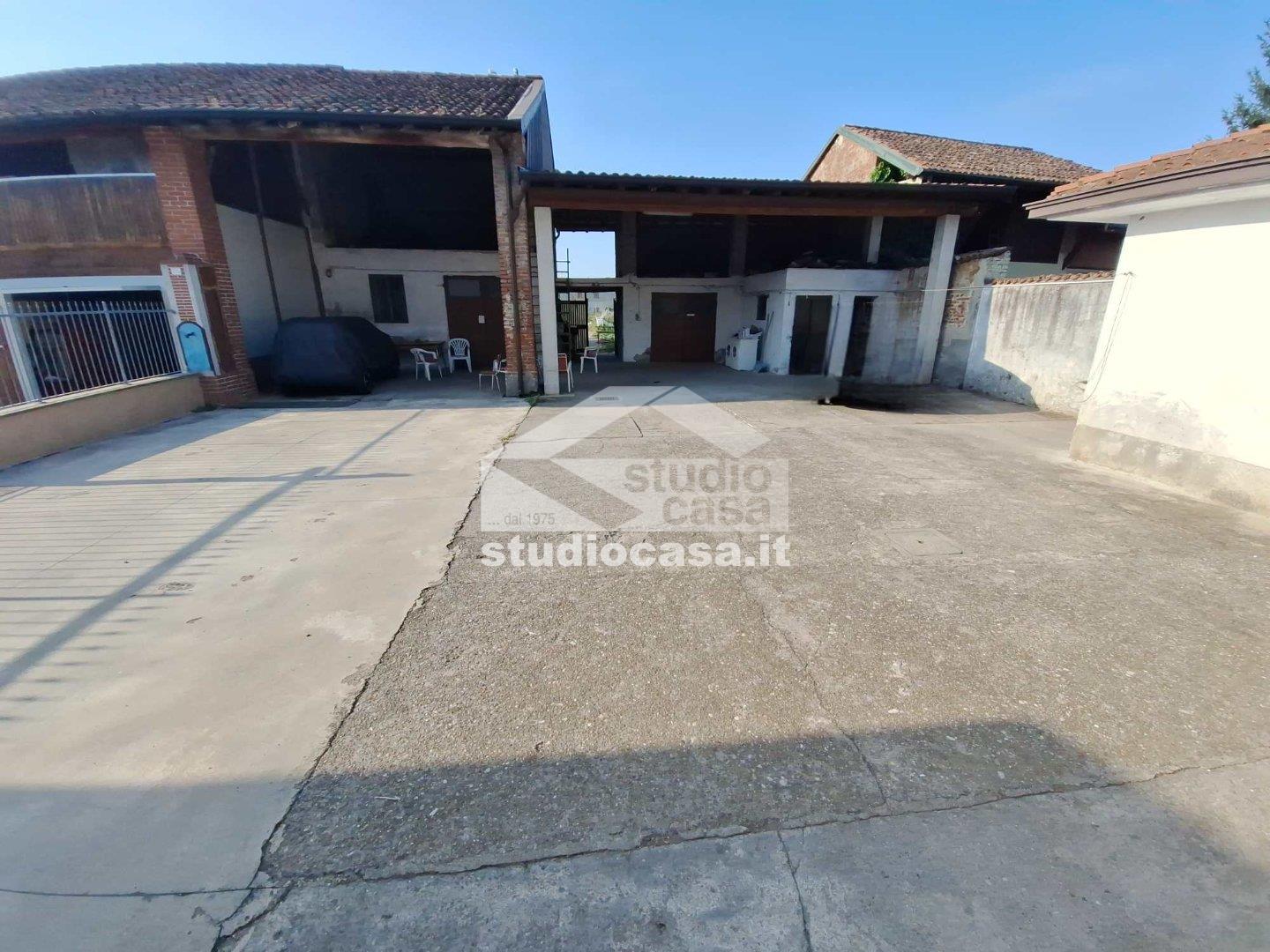 Casa Unifamiliare in vendita a Casalmorano