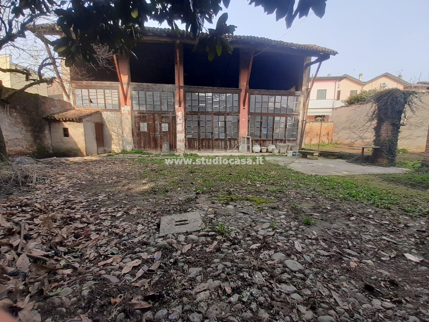 Casa Rustica in vendita a Soresina