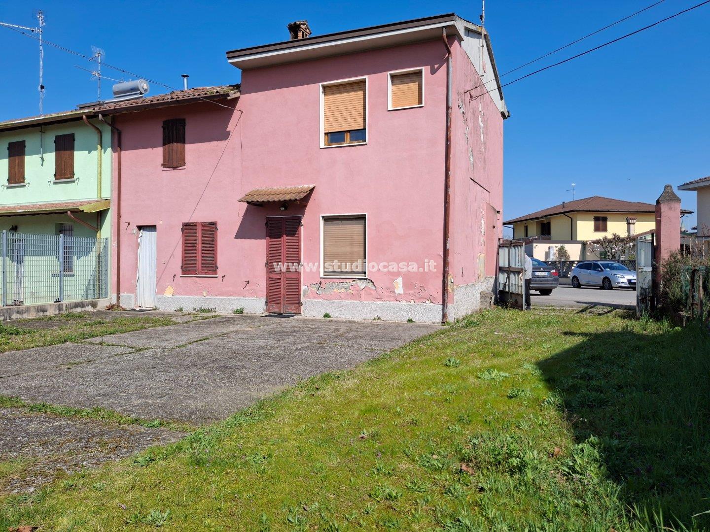 Casa Unifamiliare in vendita a Genivolta