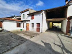 Casa Bifamiliare in vendita a Casalmorano