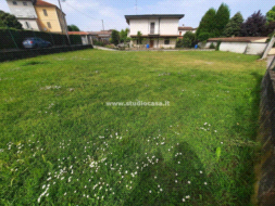 Terreno Residenziale in vendita a San Bassano