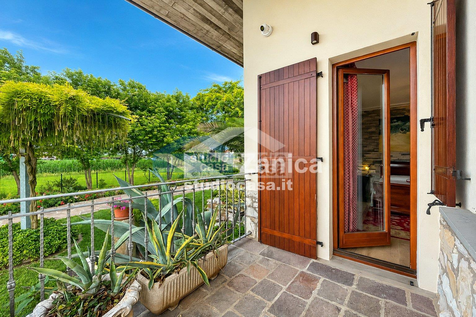 Villa Unifamiliare in vendita a Zanica