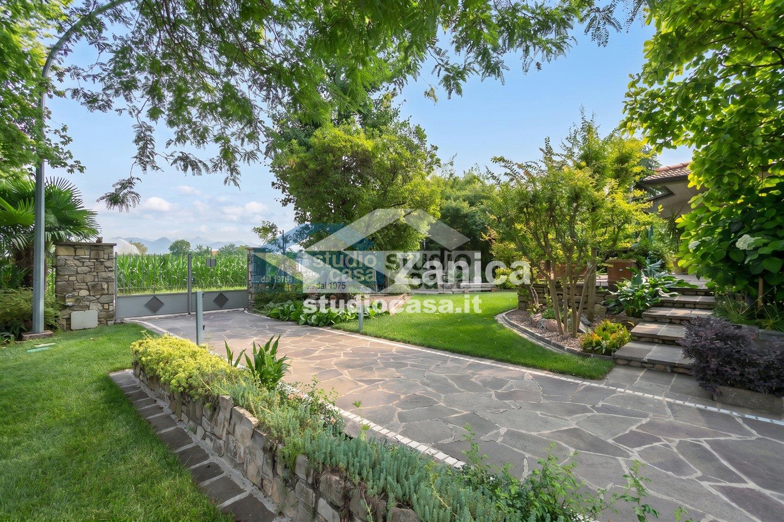 Villa Unifamiliare in vendita a Zanica
