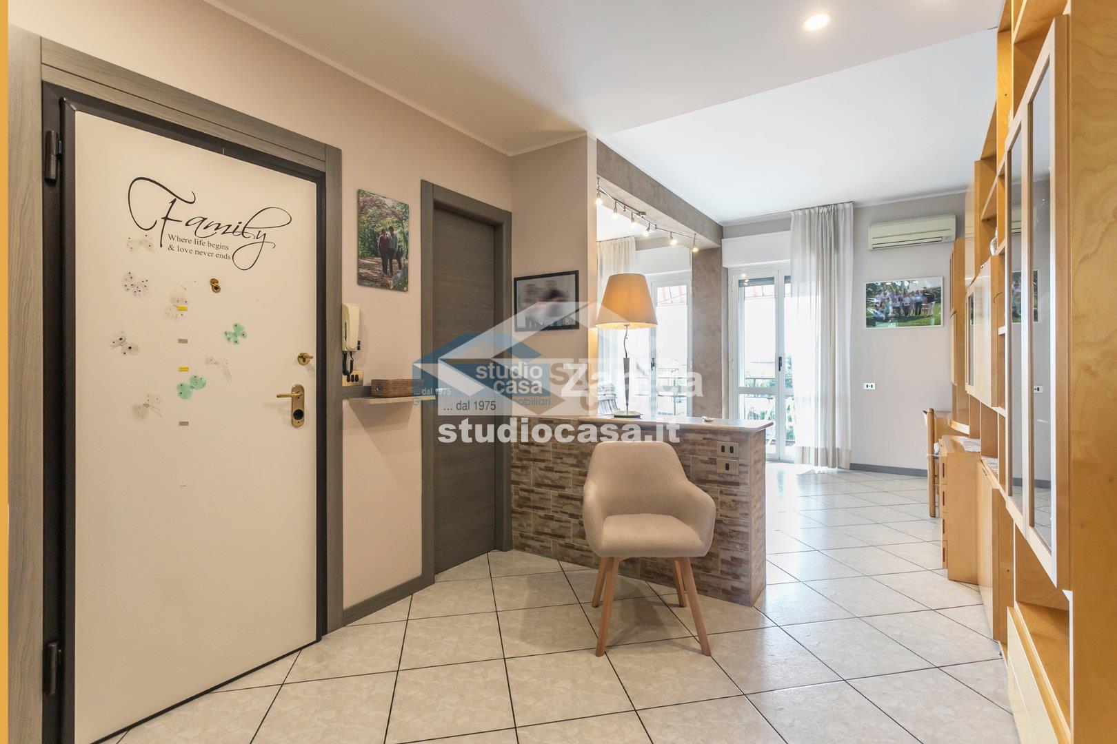 Appartamento in vendita a Azzano San Paolo