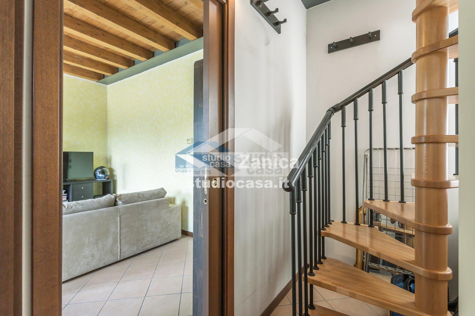 Appartamento in vendita a Stezzano
