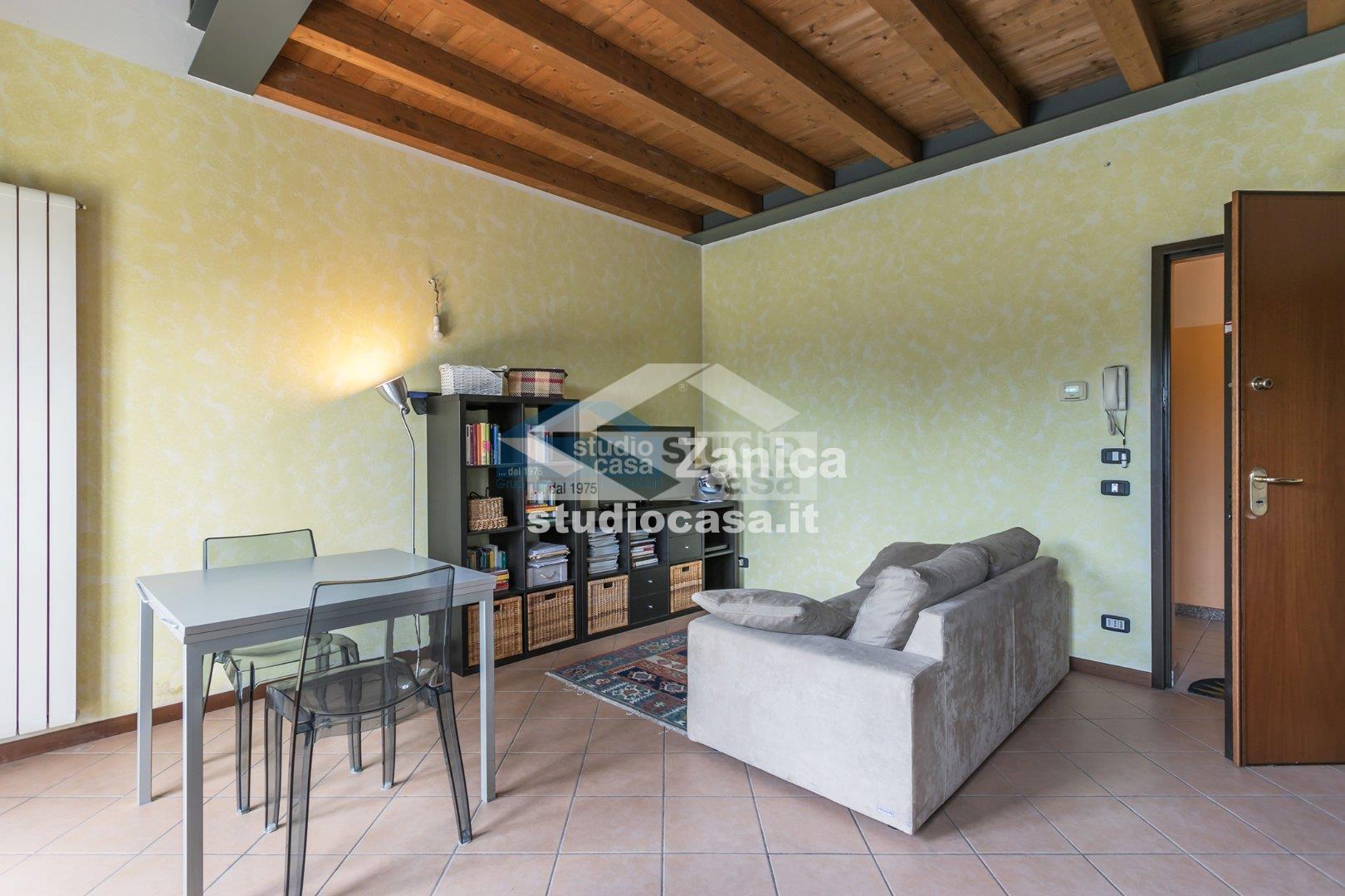 Appartamento in vendita a Stezzano