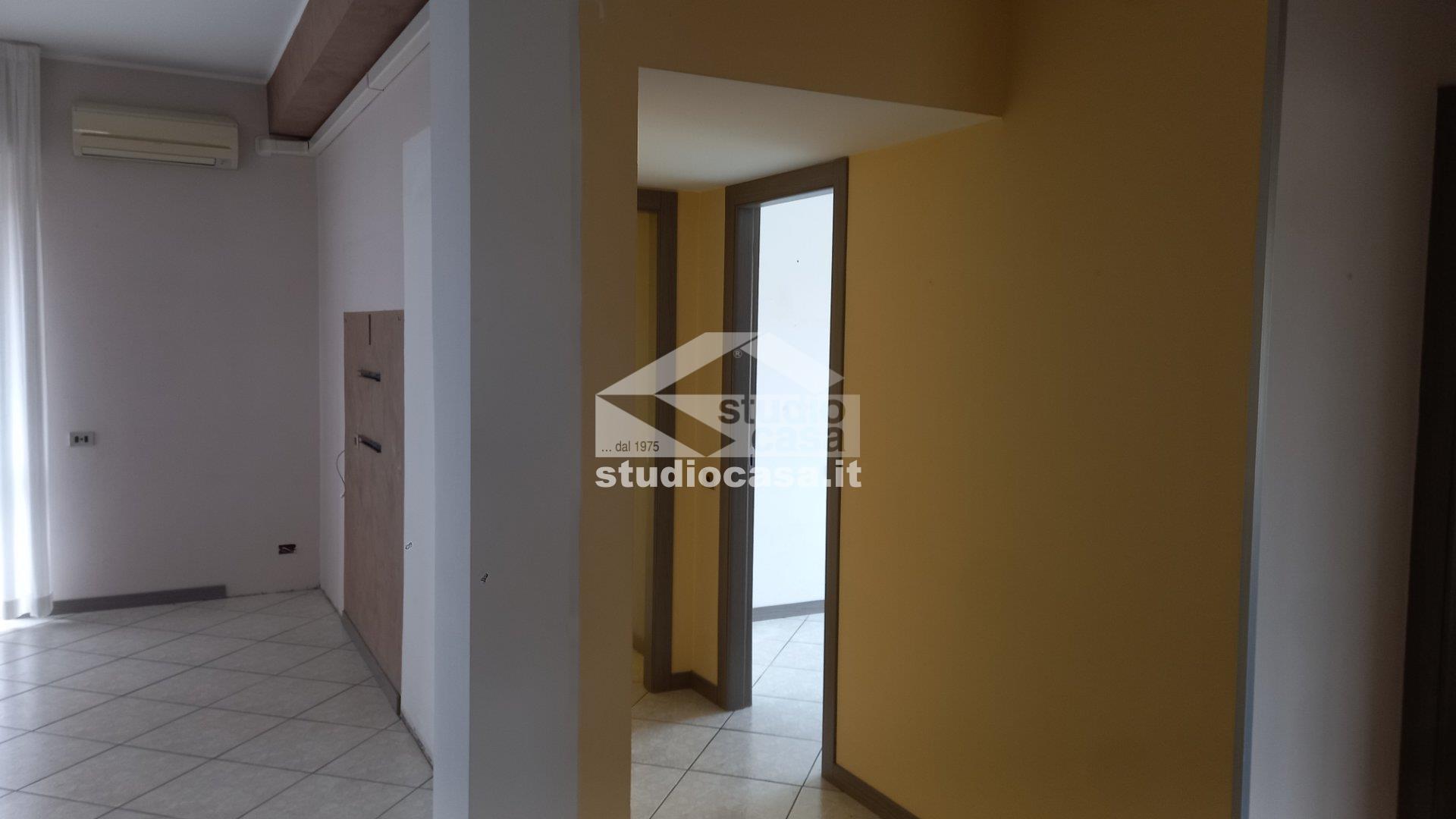 Appartamento in vendita a Azzano San Paolo