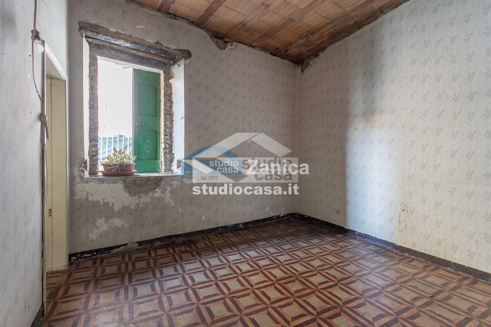 Casa Unifamiliare in vendita a Stezzano