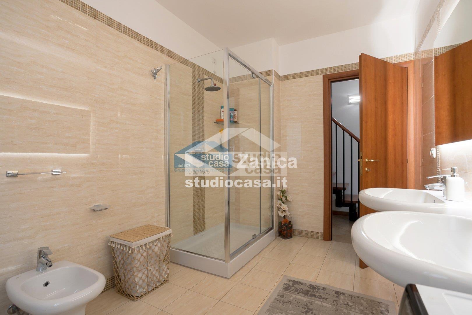 Appartamento in vendita a Zanica