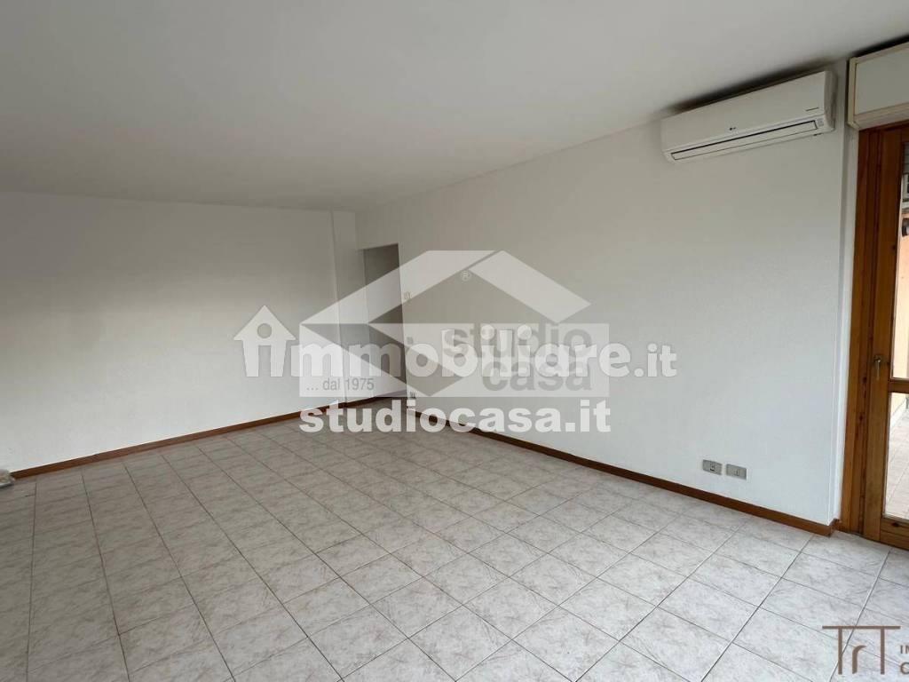 Appartamento in vendita a Zanica