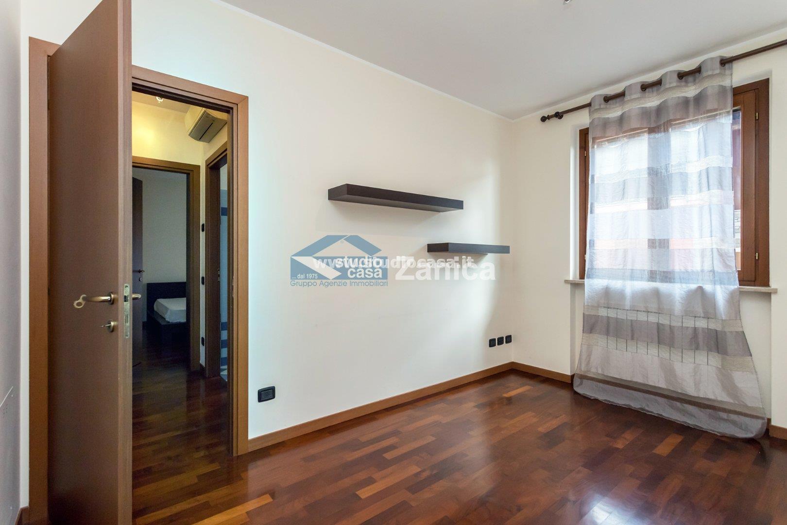 Appartamento in vendita a Azzano San Paolo