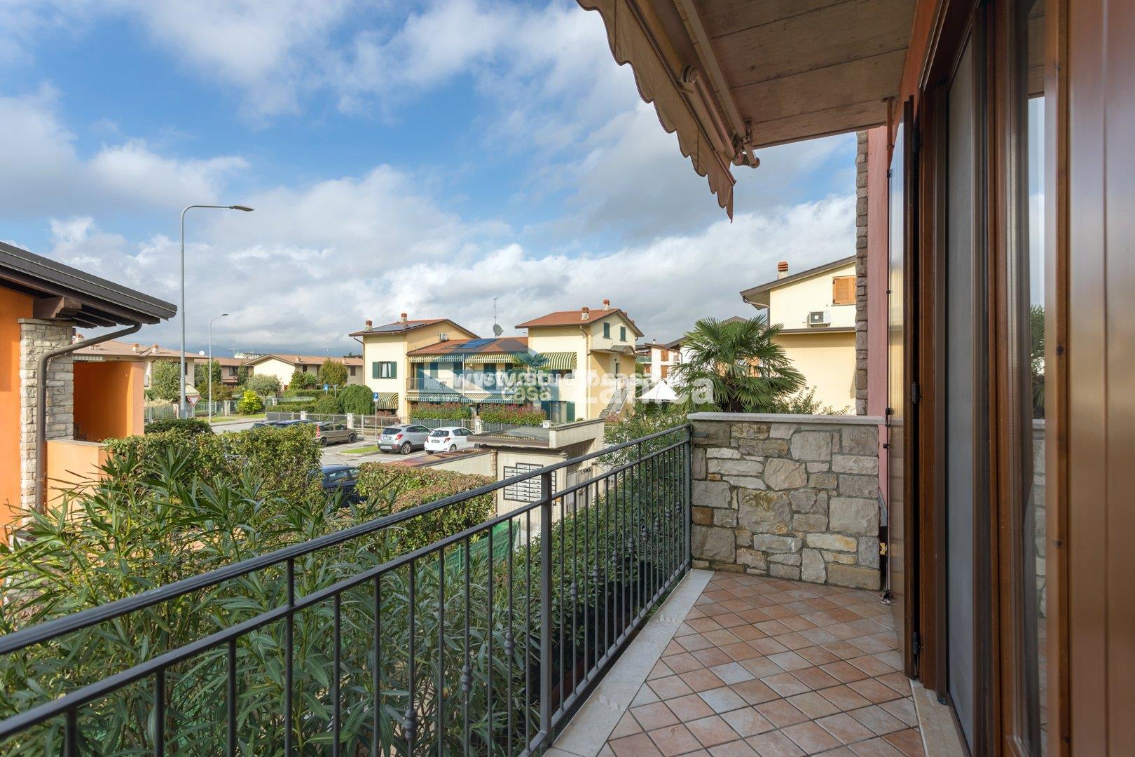 Appartamento in vendita a Azzano San Paolo