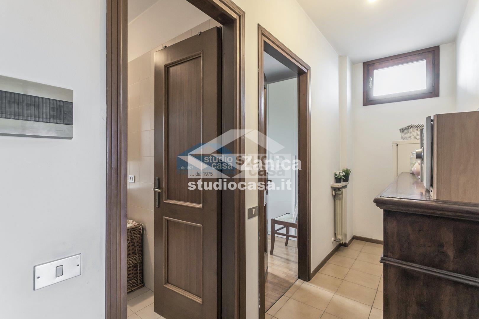 Appartamento in vendita a Azzano San Paolo