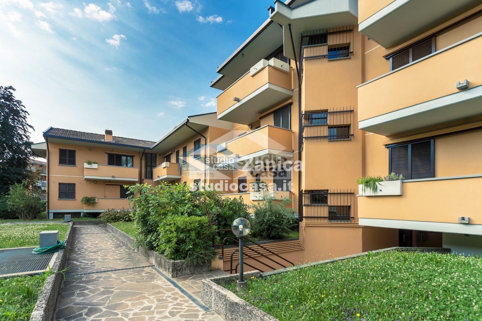 Appartamento in vendita a Azzano San Paolo