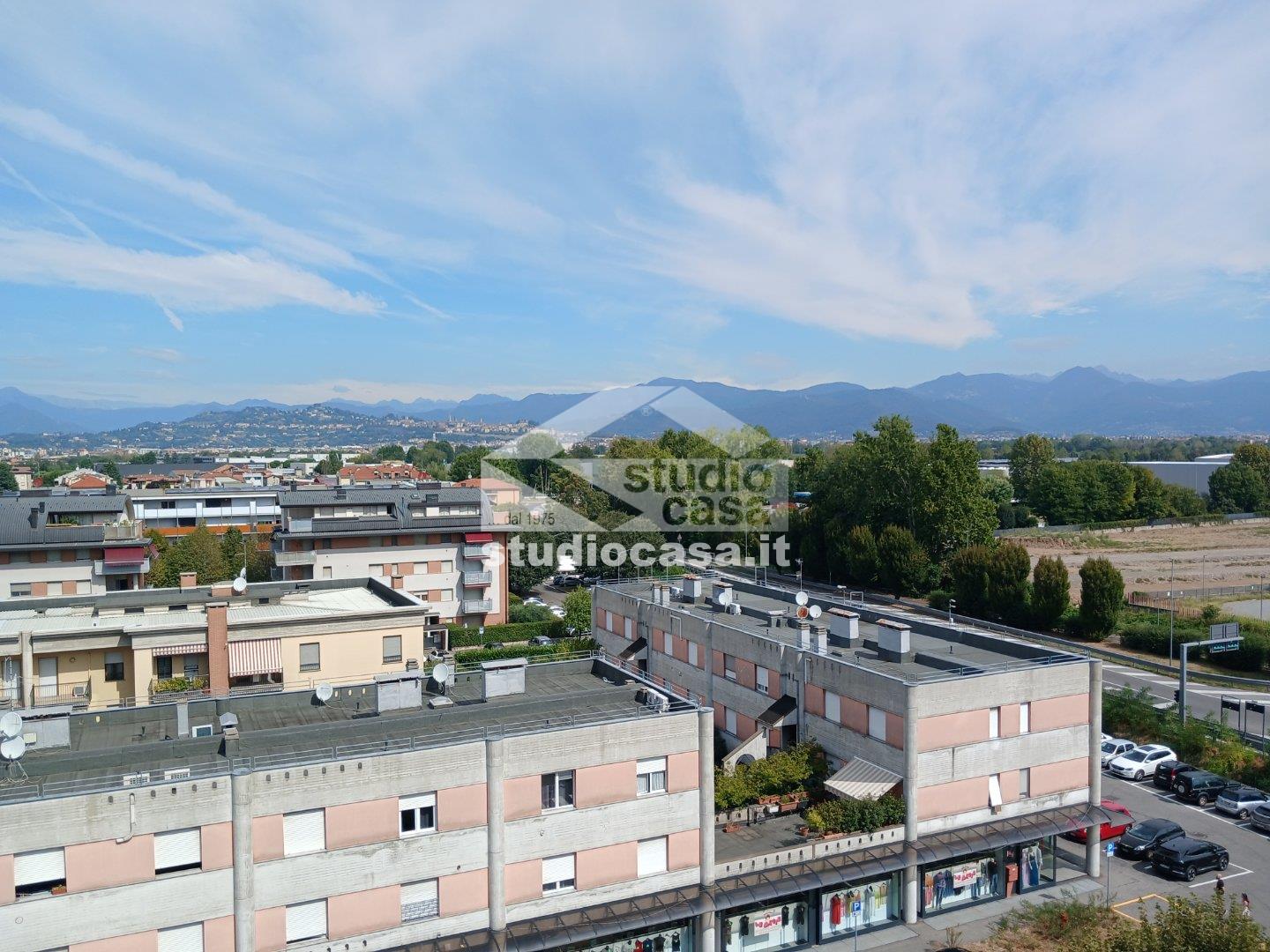 Appartamento in vendita a Azzano San Paolo