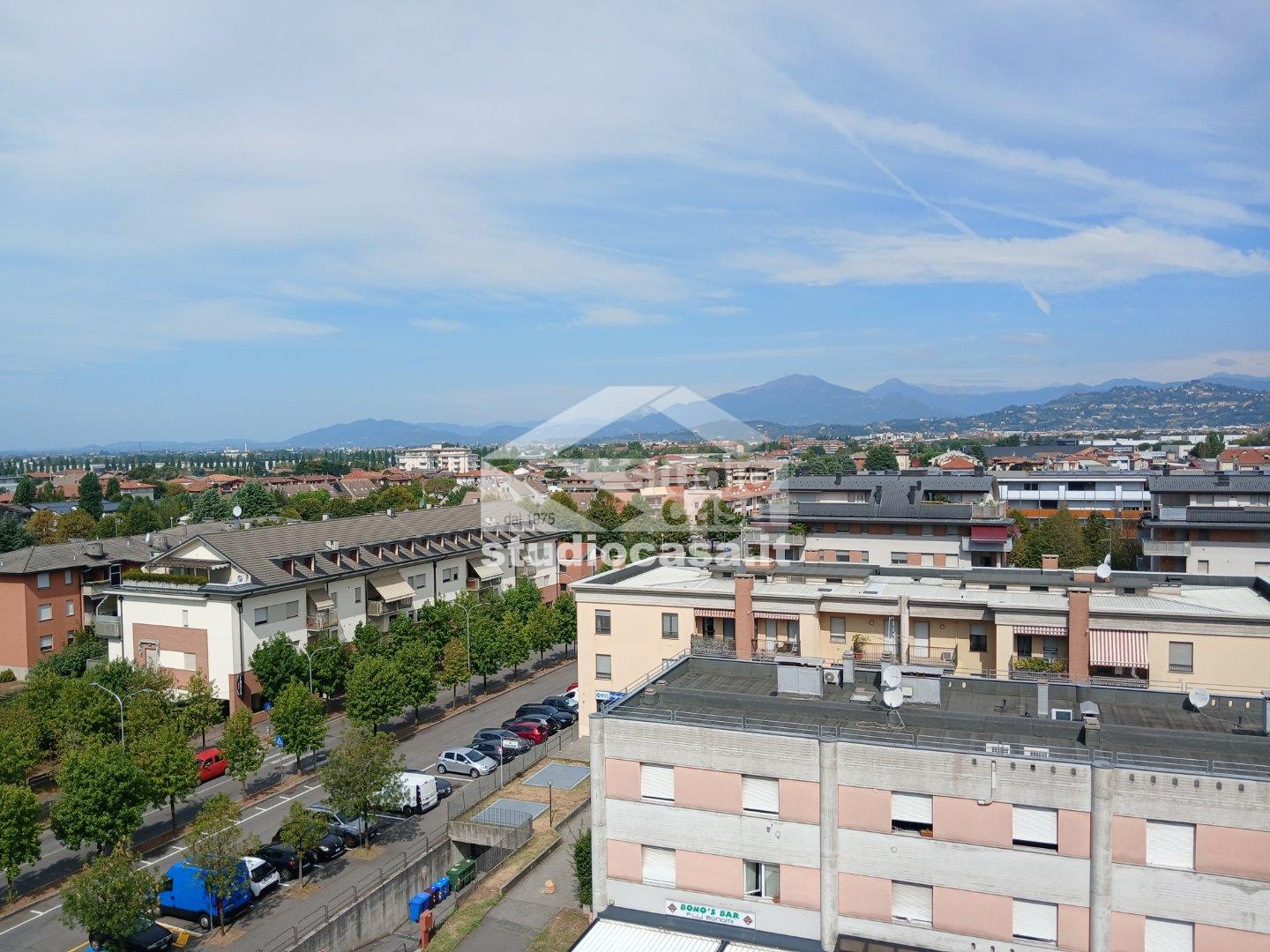 Appartamento in vendita a Azzano San Paolo