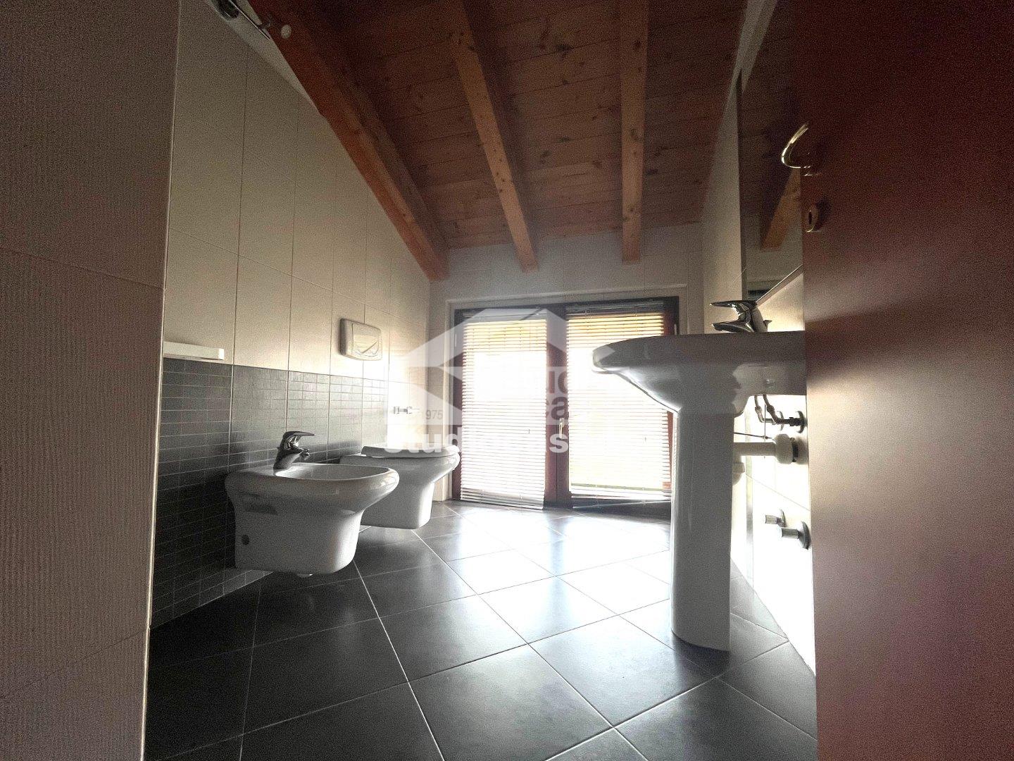 Appartamento in vendita a Comun Nuovo