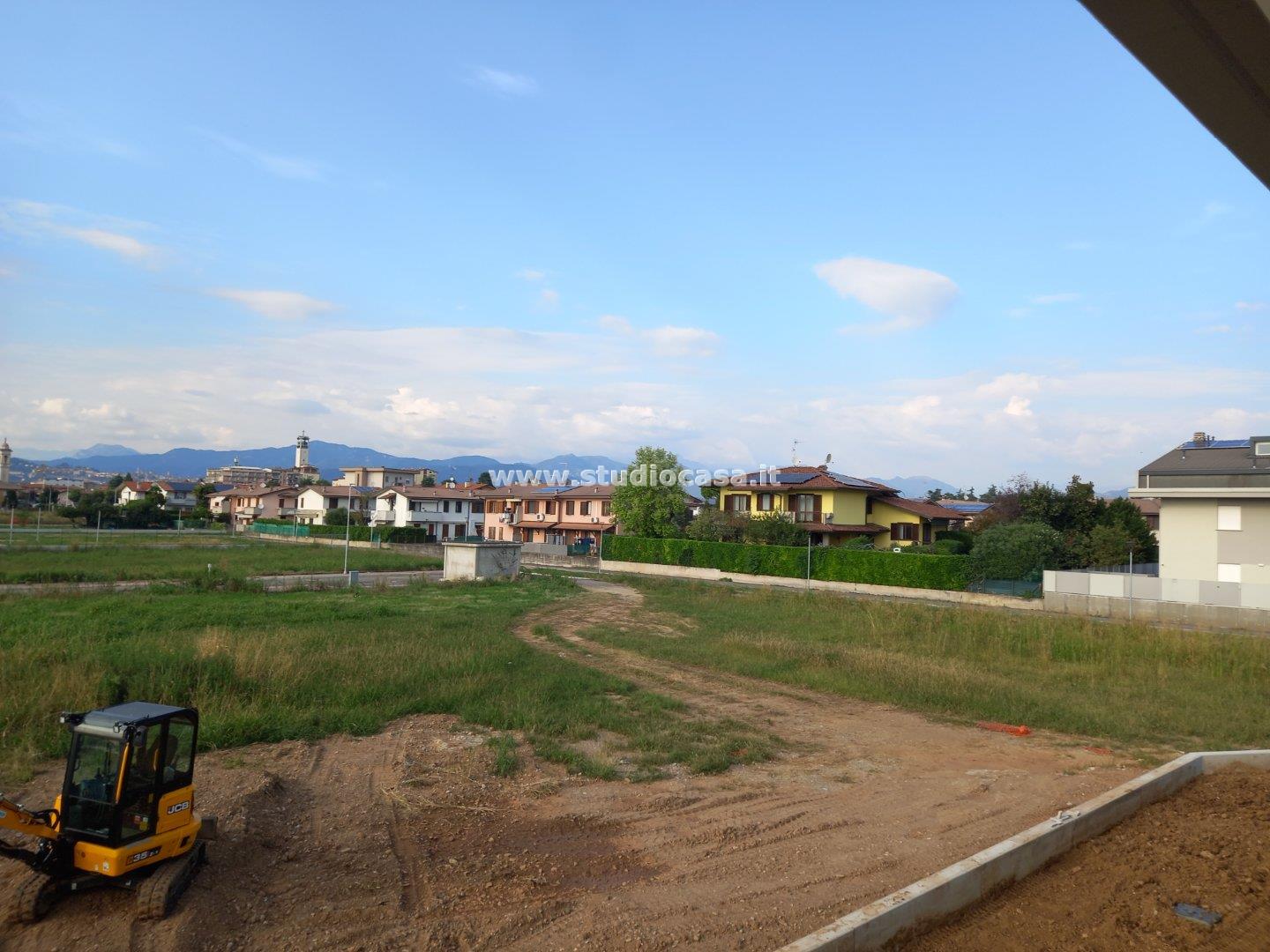 Appartamento in vendita a Azzano San Paolo