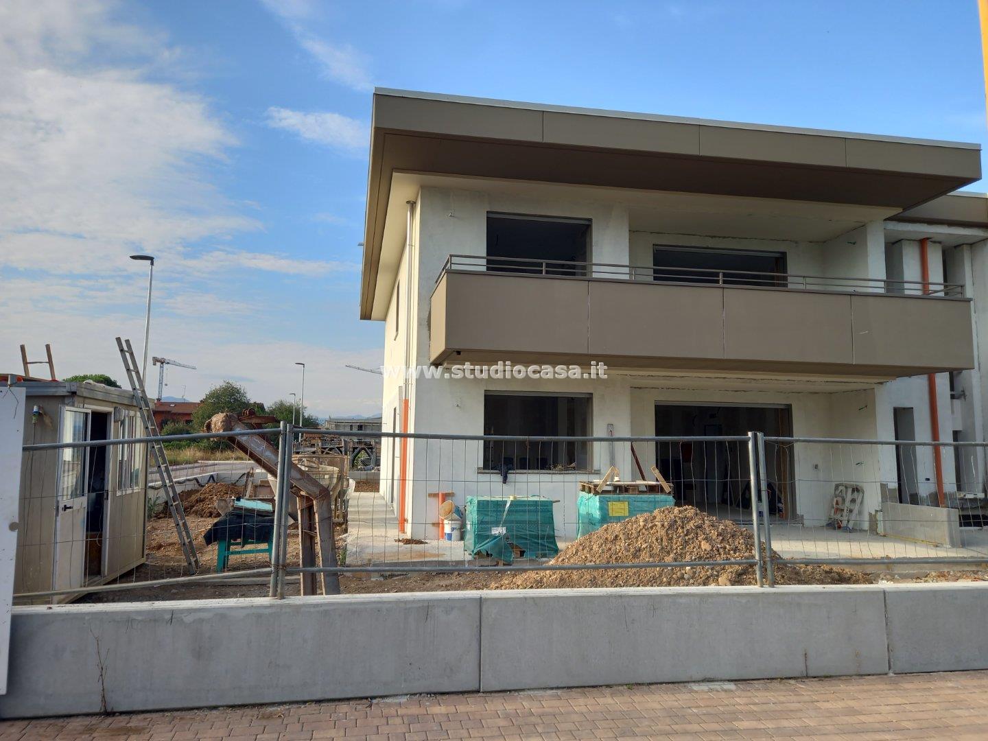 Appartamento in vendita a Azzano San Paolo