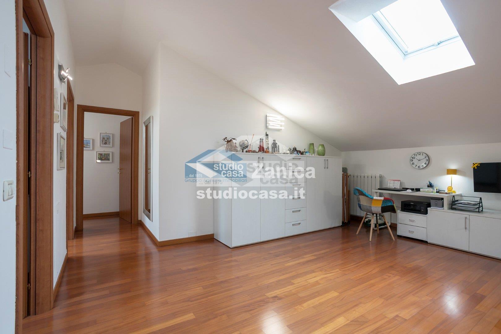 Appartamento in vendita a Comun Nuovo