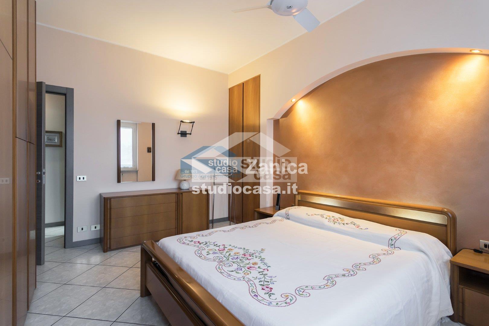 Appartamento in vendita a Azzano San Paolo