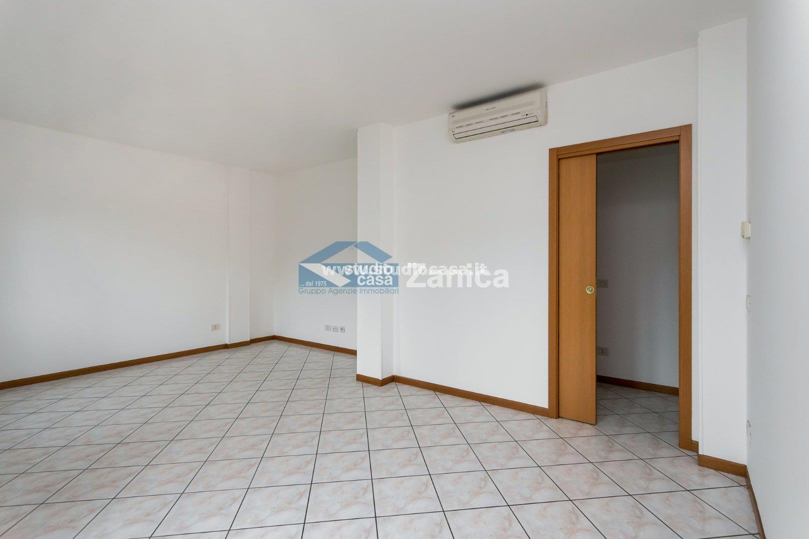 Appartamento in vendita a Stezzano